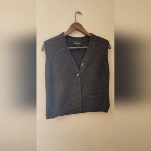 Lg Woolrich button up sweater vest